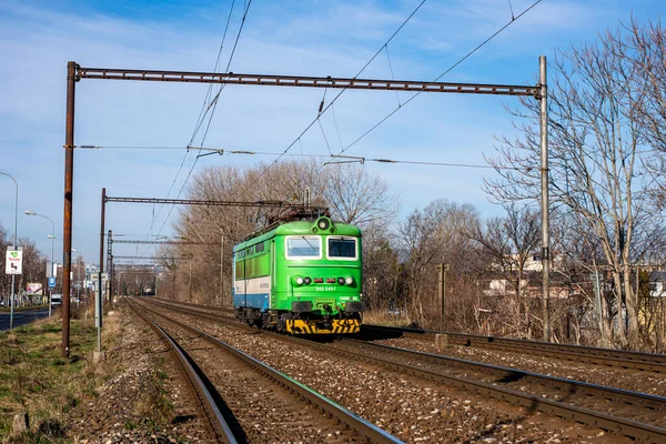 Bratislava Slovakia March 2022 Locomotive Skoda 64E 242 543 Riding — Stockfoto