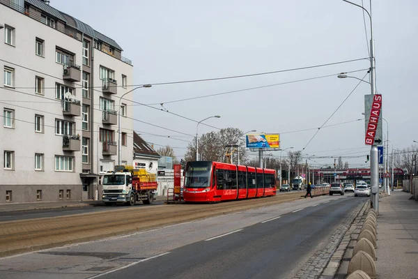Bratislava Slovakia March 2022 Tram Skoda 29T2 7422 Riding Passengers — Stock Photo, Image