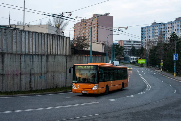 Bratysława Słowacja Marca 2022 Autobus Irisbus Citelis 12M 1032 Jadący — Zdjęcie stockowe