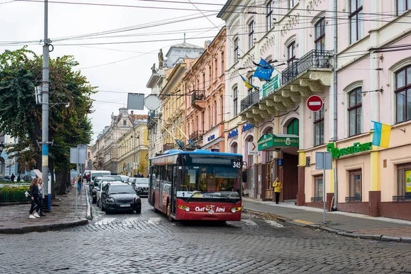 Chernivtsi Ukraine Oktober 2022 Trolleybus Laz E183 345 Med Passagerare — Stockfoto