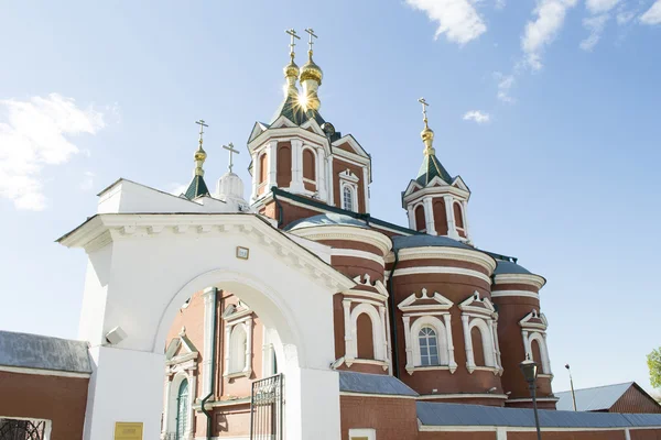 Kolomna kremlin ve güneş parlamayı kilisede — Stok fotoğraf