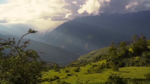 Bela Paisagem Magica Ensolarado Pôr Sol Magnífico Nos Andes Raios — Vídeo de Stock