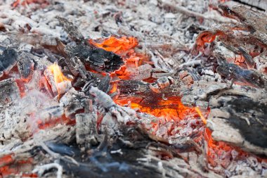 kül ve Barbekü yemek sonra ateşin köz
