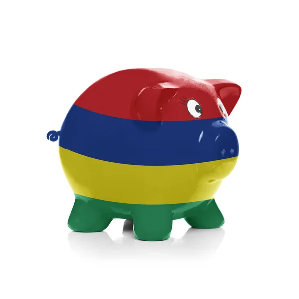 Piggy bank met vlag coating overheen - mauritius — Stockfoto