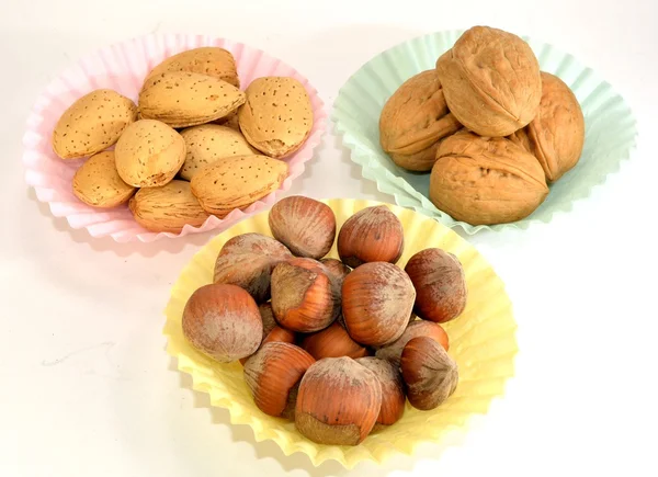 Almond, kenari dan kacang hazelnut — Stok Foto