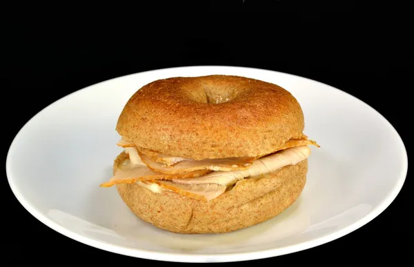 Vollkorn-Mini-Bagel-Sandwich — Stockfoto