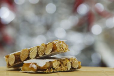 Sert badem turron