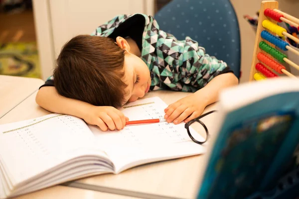 Sleeping Tired Child Boy Desk — ストック写真