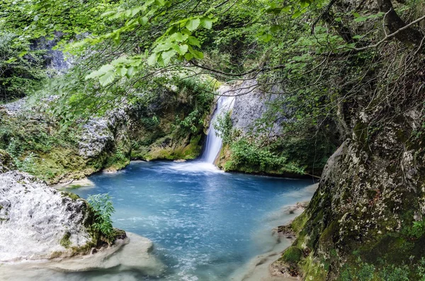 Wasserfall — Stockfoto