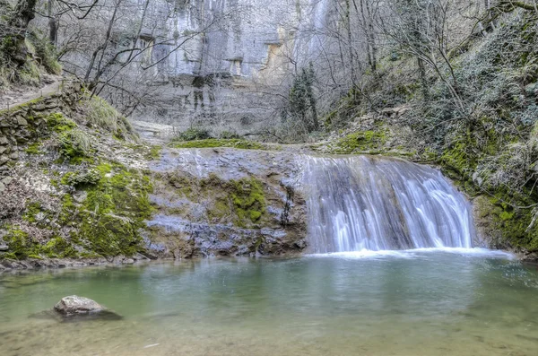 Schöner Wasserfall — Stockfoto