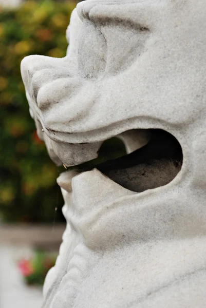 Shishi, Estátua do Leão Guardião Chinês Detalhes — Fotografia de Stock