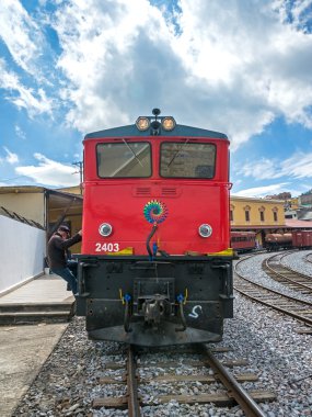 eski elektrikli lokomotif tren