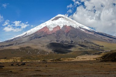 görkemli cotopaxi volkanın görünümü