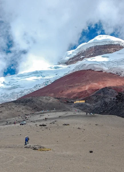 View of the majestic Cotopaxi volcano — Stock Photo, Image