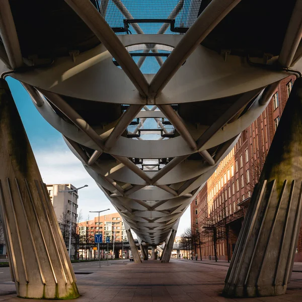 Современная Архитектура Городе Мостом — стоковое фото