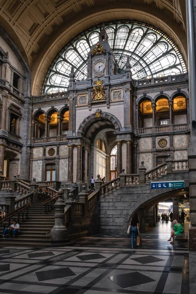 Juni 2022 Innerbetrieblicher Hauptbahnhof Antwerpen Belgien — Stockfoto