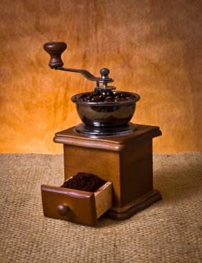 Kahve öğütücüsü.