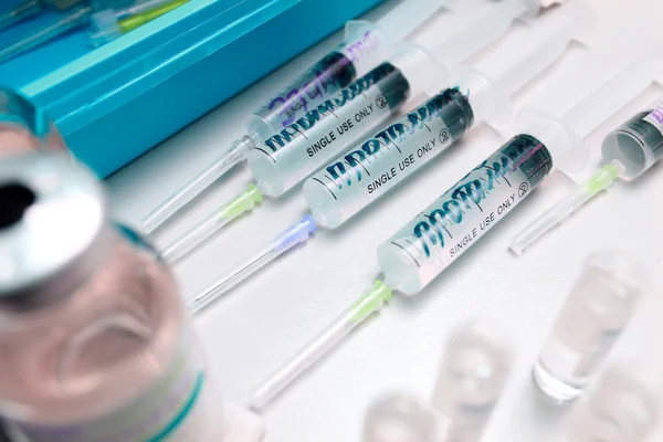 Syringes ready for use in the hospital — Stock Photo, Image