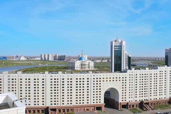 Astana. Kazakhstan. Business and cultural center of the city. — Stock Photo, Image