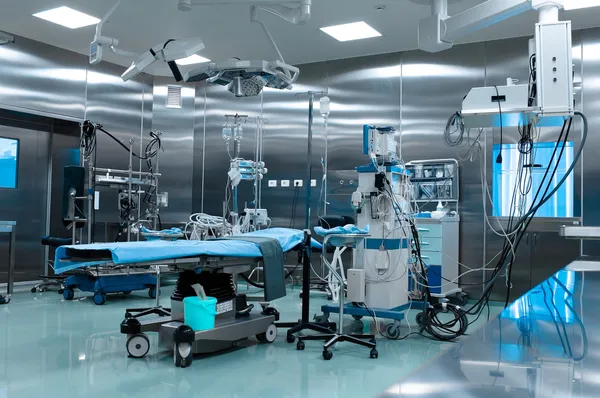 Операційна кімната в кардіохірургії — стокове фото