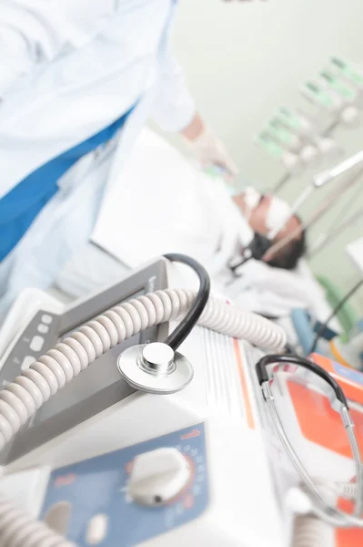 Erste-Hilfe-Maßnahmen im Krankenhaus — Stockfoto