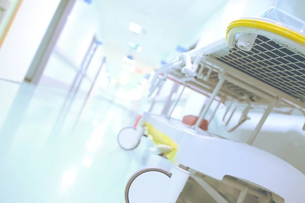 Medizinischer Saalraum Und Gurney Hintergrundbild Für Medizinische Präsentationen Krankenhausgeist Und — Stockfoto