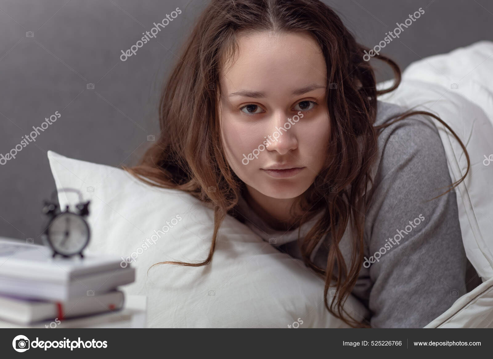 Closeup Portrait Of A Young Beautiful Woman. Wake Up In The Morning And  Read The News Online. Chat On The Phone. Chat With Friends Online Stock  Photo, Picture and Royalty Free Image.
