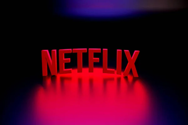 Санкт Петербург Росія Листопада Ілюстрація Логотип Netflix Перед Шоу Дивитися Стокове Зображення