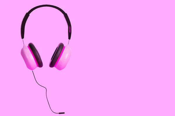 Cute Pink Glowing Music Headphones Cable Illustration Render — 图库照片