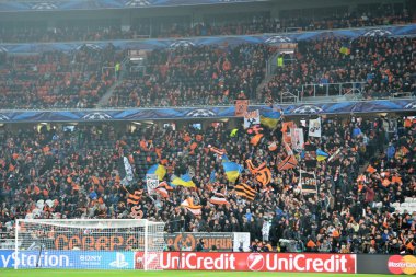 destekçileri ve fc shakhtar hayranları