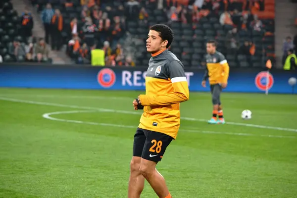 Taison antes do jogo da Liga dos Campeões — Fotografia de Stock