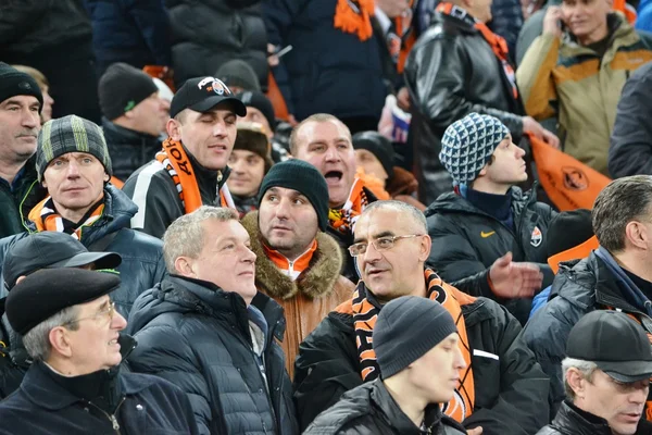 Supporters and fans of FC Shakhtar — Stock Photo, Image