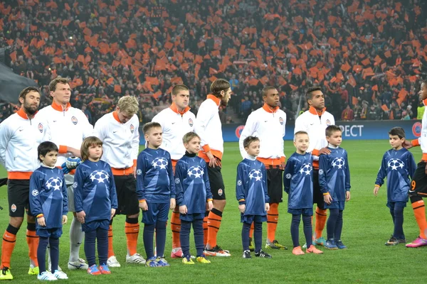 The match of the Champions League. Shakhtar team before match — Stock Photo, Image