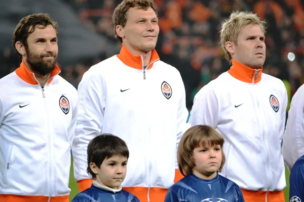 Le match de Ligue des Champions. Srna, Pyatov, Hubschman avant le match — Photo