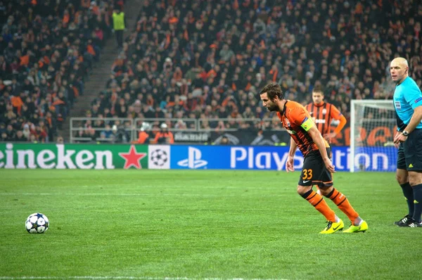Srna punches penalty in the Champions League match against Borussia Dortmund — Stock Photo, Image