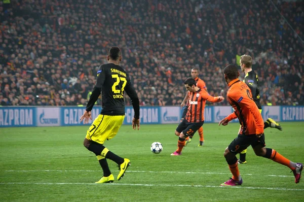 Shakhtar futbolistas contra Borussia Dortmund en Champions League — Foto de Stock