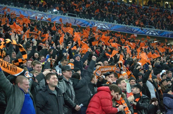 A Donbass Arena a szurkolók — Stock Fotó