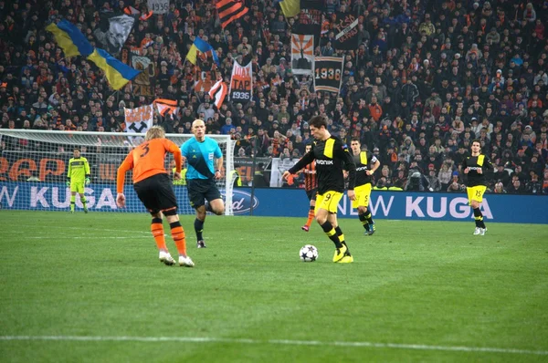 Shakhtar footballers against Borussia Dortmund in Champions League — Stock Photo, Image