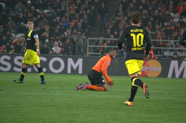 Shakhtar futbolistas contra Borussia Dortmund en Champions League — Foto de Stock