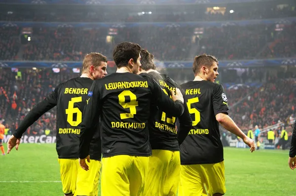 Bir gol attı sonra borussia futbolcular — Stok fotoğraf