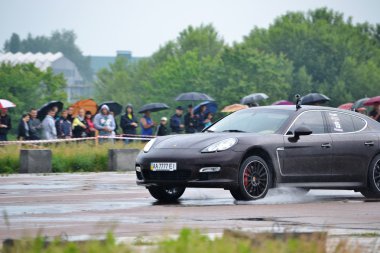 Tanımlanamayan sürücüleri yarış drag Şampiyonası sırasında