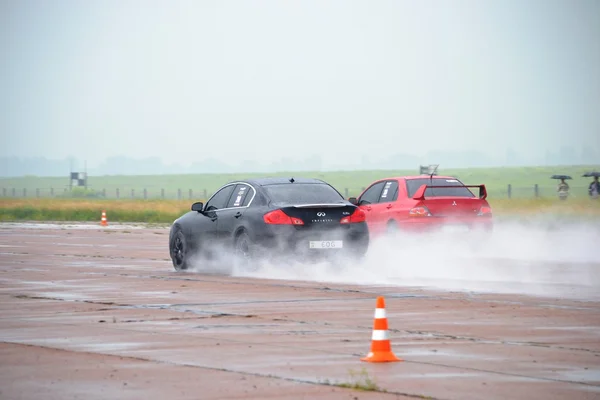 Tanımlanamayan sürücüleri yarış drag Şampiyonası sırasında