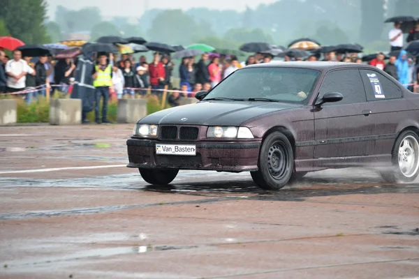 Unbekannte Fahrer bei Drag-Race-Meisterschaft — Stockfoto