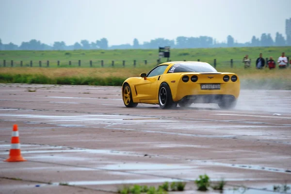 Piloti non identificati durante il campionato di drag racing — Foto Stock