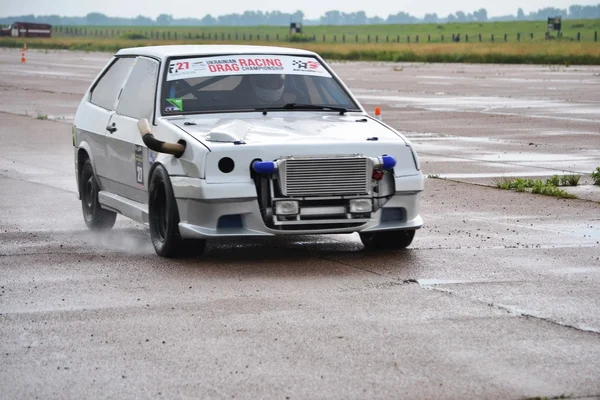 Unbekannte Fahrer bei Drag-Race-Meisterschaft — Stockfoto