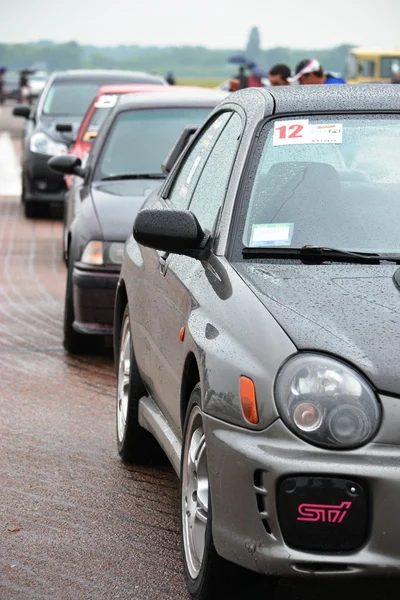 Niet-geïdentificeerde stuurprogramma's tijdens het drag racen kampioenschap — Stockfoto