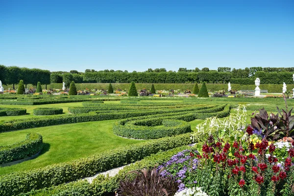 Tuin met beeldhouwwerken in herrenhausen tuinen, Hannover, Duitsland Stockfoto