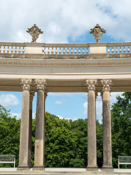 Kolonáda z osmnáctého století v Postupimi, brandenburg, Německo — Stock fotografie