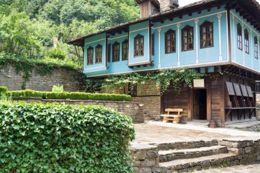 Osmanlı empiri döneminde tipik Bulgar mimari