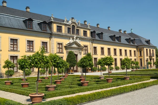 The old palace of Herrenhausen gardens, Hannover, Germany — Stock Photo, Image